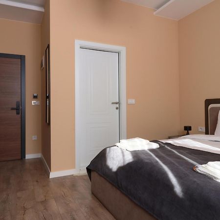 Midtown Prishtina Stays - Central Location 프리슈티나 외부 사진