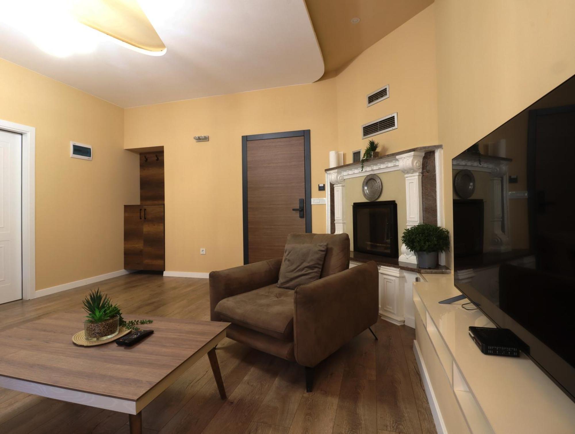 Midtown Prishtina Stays - Central Location 프리슈티나 외부 사진