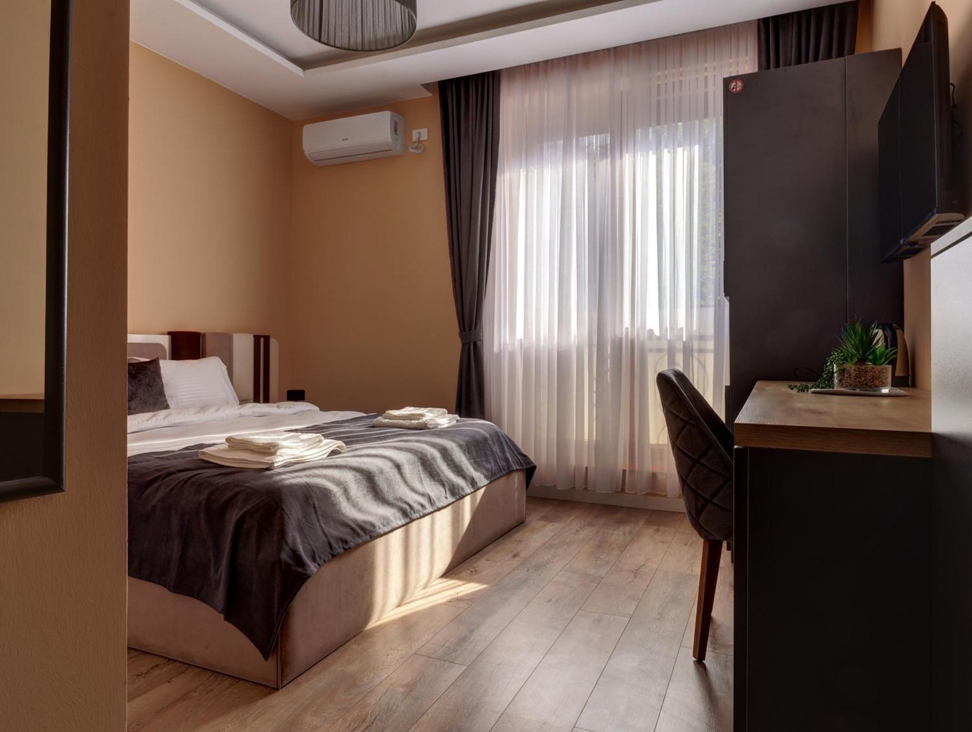 Midtown Prishtina Stays - Central Location 프리슈티나 외부 사진
