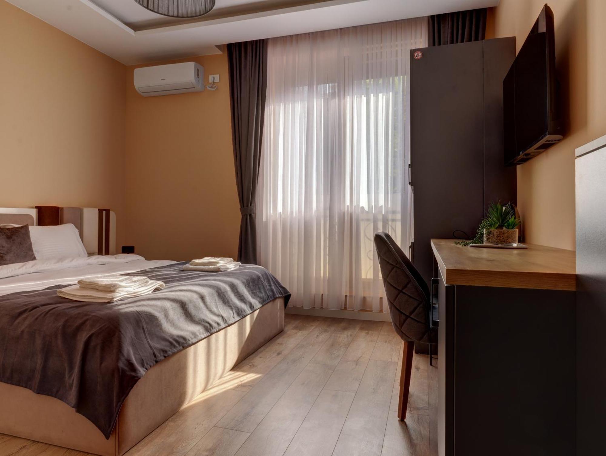 Midtown Prishtina Stays - Central Location 프리슈티나 외부 사진