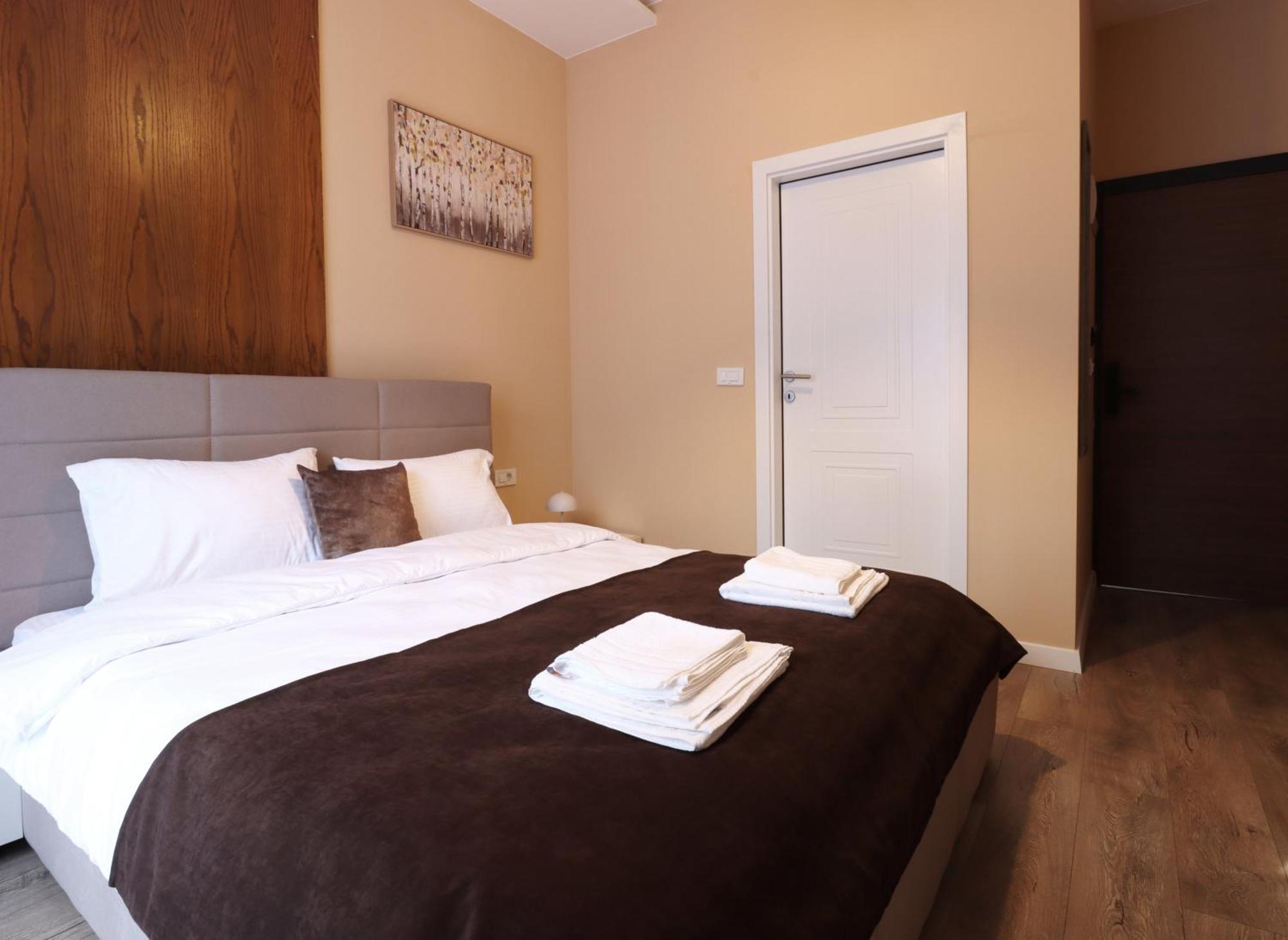 Midtown Prishtina Stays - Central Location 프리슈티나 외부 사진