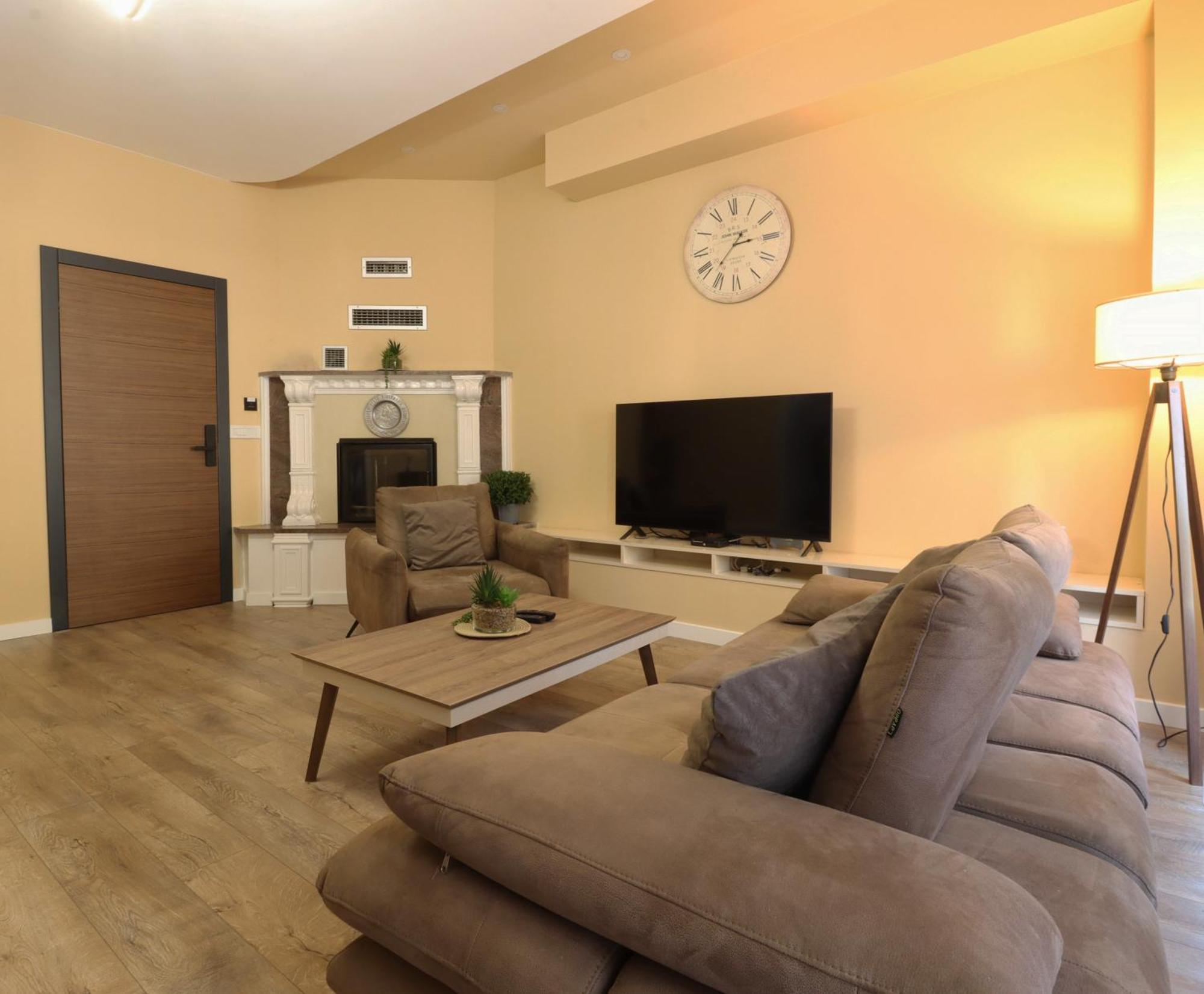 Midtown Prishtina Stays - Central Location 프리슈티나 외부 사진