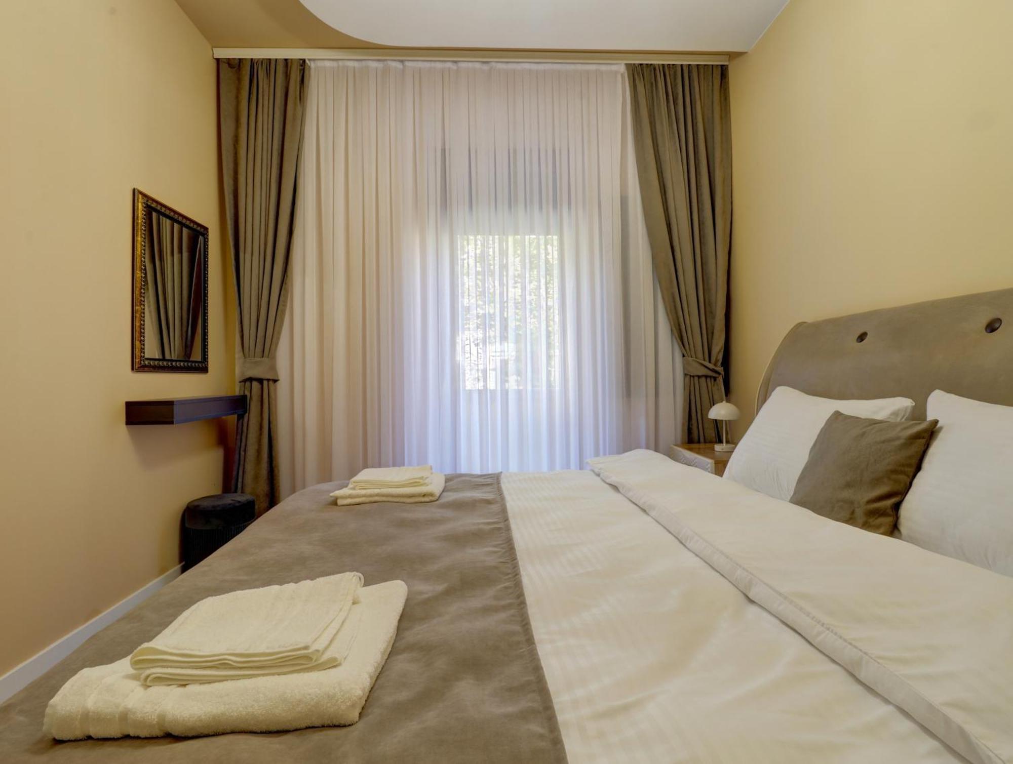Midtown Prishtina Stays - Central Location 프리슈티나 외부 사진