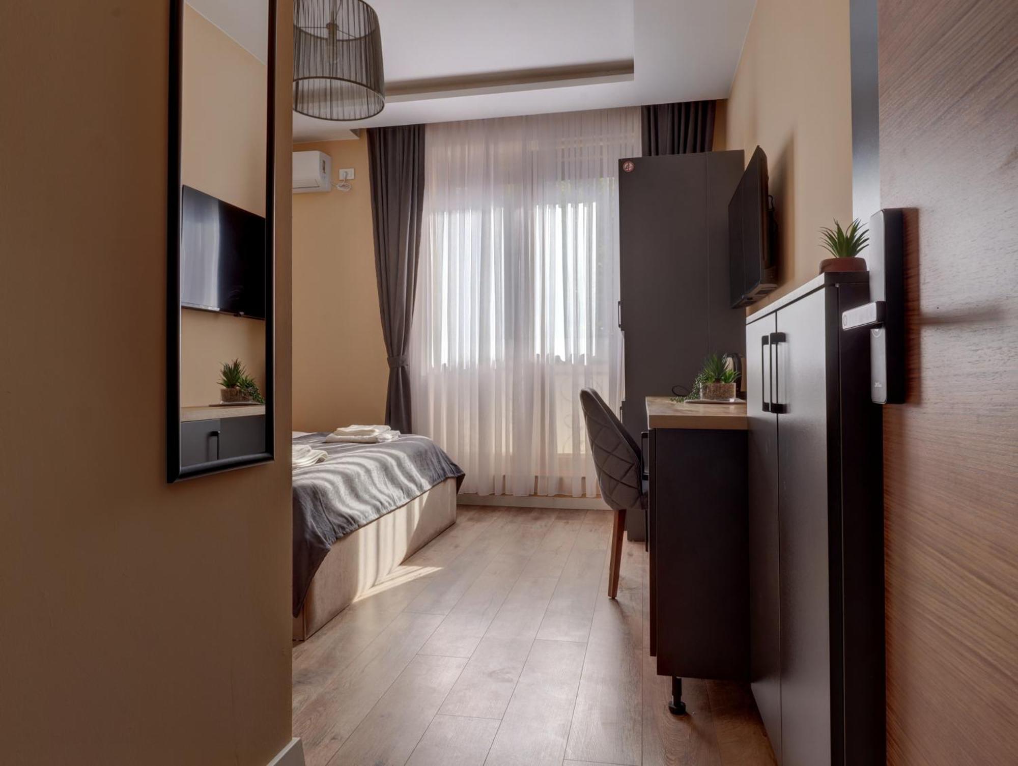Midtown Prishtina Stays - Central Location 프리슈티나 외부 사진